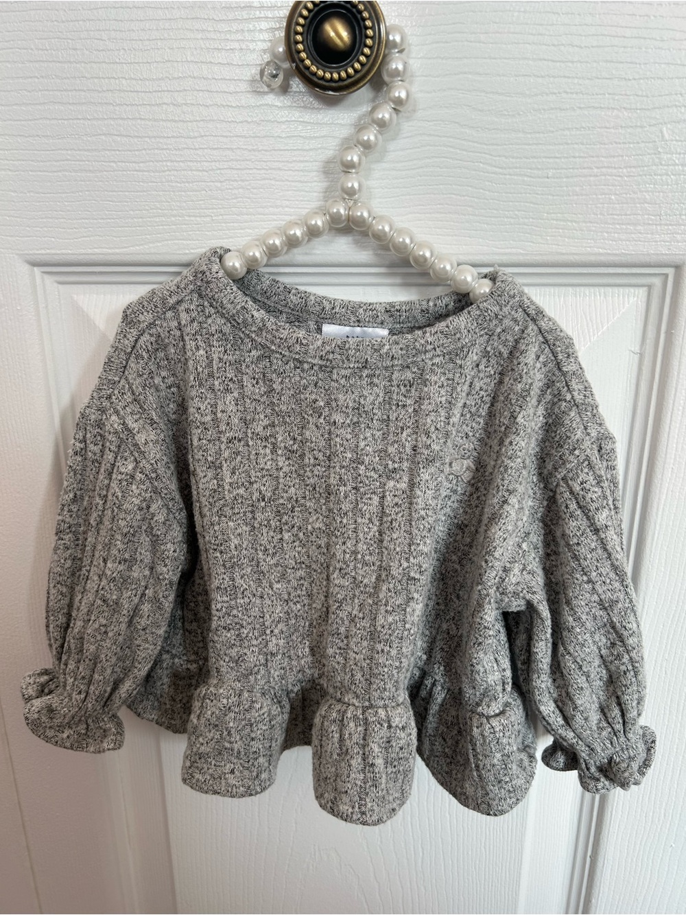GAP Heather Gray Ruffle-Hem Crewneck Sweater & matching wide leg pants